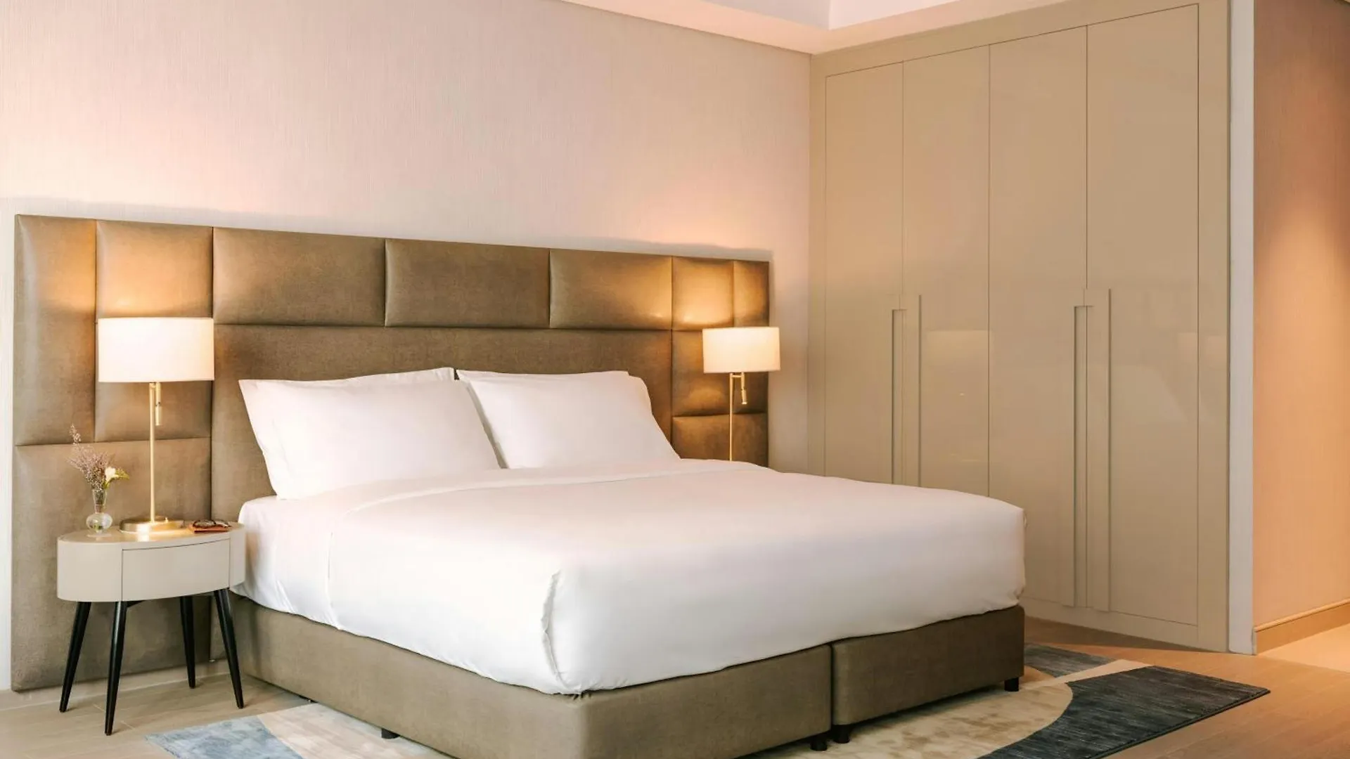 Sonder By Marriott Bonvoy Business Bay Apartments Dubai
